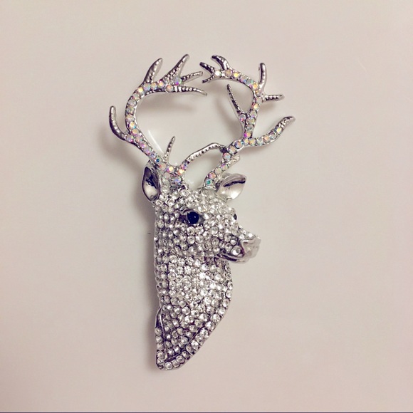 Deer Head Diamanté Brooch - Picture 1 of 2